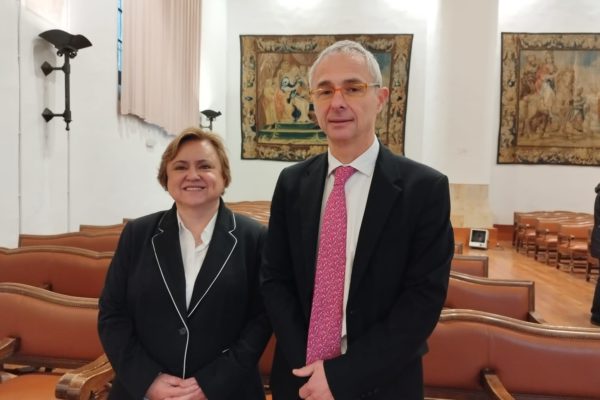 María Jesús Gallardo se reúne con el rector de la Universidad de Salamanca