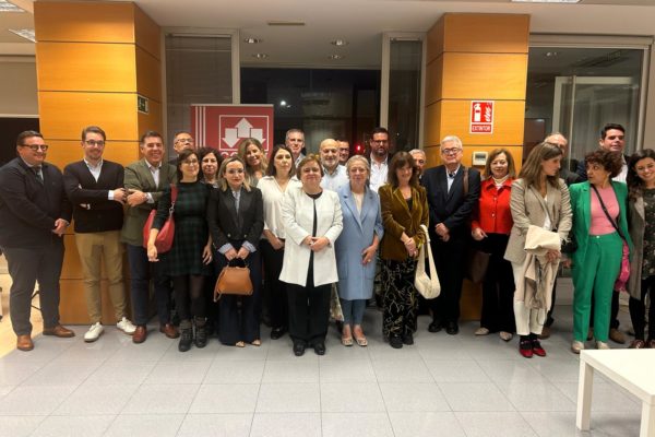 María Jesús Gallardo participa en el encuentro con autores de la editorial Colex