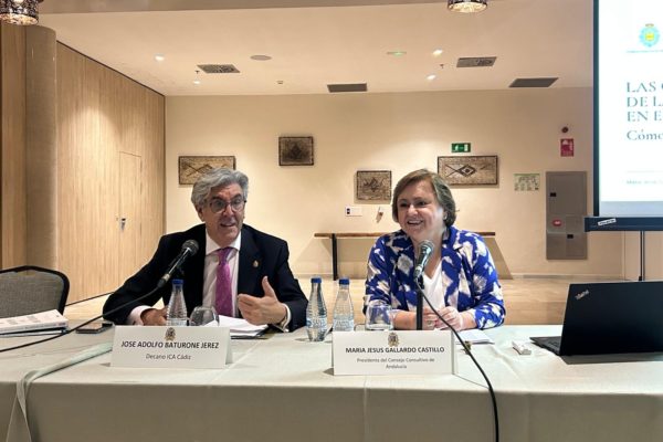 La presidenta del Consejo Consultivo participa en el IV Congreso de la abogacía gaditana