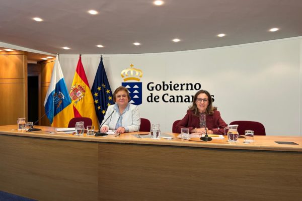 María Jesús Gallardo aborda en Las Palmas de Gran Canaria las dificultades para identificar el daño sanitario