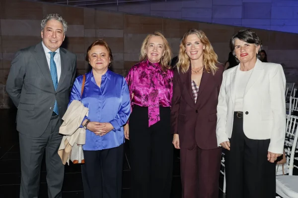 Grupo Joly presenta en el Pabellón de la Navegación de Sevilla su tradicional Anuario